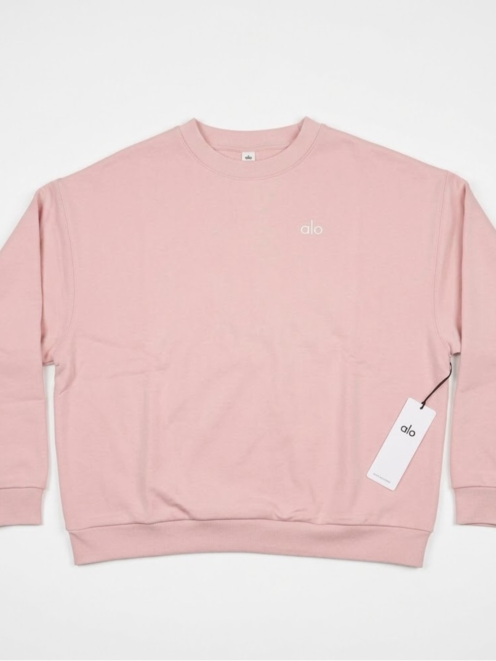 Alo Yoga Accolade Crewneck Sweatshirt in Pink Quartz - New